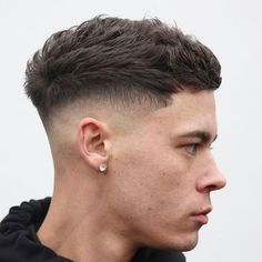 Top Haircuts For Men, Mid Fade Haircut, Military Haircut, Crop Haircut, Mid Fade, Men Haircut Curly Hair, Taper Fade Haircut, Crop Hair, Mens Hairstyles Thick Hair