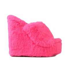 Fluffy Round Toe Winter Slippers, Chic Synthetic Round Toe Slippers, Chic Synthetic Slippers With Round Toe, Fluffy Round Toe Synthetic Slippers, Trendy Closed Toe Winter Slippers, Winter Pink Closed Toe Heels, Pink Synthetic Winter Slippers, Fluffy Round Toe Slippers, Trendy Winter Slippers With Faux Fur Lining