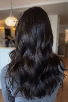 Long Dark Brown Hair, Tanjiro Wallpaper, Chocolate Hair, Brown Hair Balayage, Hair Shades, Hair Color Balayage