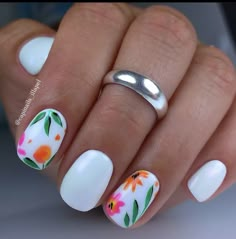 Dip Spring Nails 2024, Hawaiian Gel Nail Designs, Late Summer Manicure, Outer Banks Nails, Tropical Vacation Nails Simple, Easter Spring Nails, Gel Nail Art Ideas, Sns Nails Designs