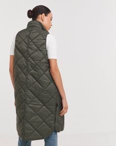 This quilted padded gilet is a perfect transitional piece for your Autumn/Winter wardrobe. Featuring a zip and poppers, pockets and the popular quilted coating style. Pair with your favourite jumper, jeans and boots for the perfect Autumnal look. Dark Khaki, Jd Williams, Winter Wardrobe, Jeans And Boots, Autumn Winter, Jumper, Fall Winter, Wardrobe, Boots