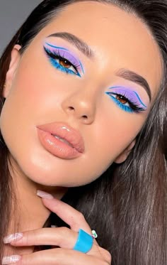 Spring Eye Makeup, Spring Makeup Trends, Show Makeup, Bright Makeup, Summer Makeup Looks, Purple Makeup, Unique Makeup