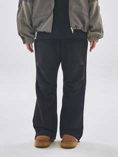 Composition : COTTON 100%Color : BlackCountry of Origin : China Wide Sweatpants, Sweatpants Black, Sweatpants, Composition, China, Band, The Originals, Clothes For Women, Pants