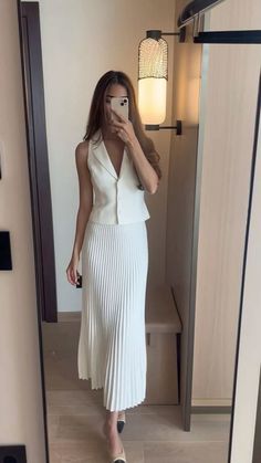 Elegantes Party Outfit, Elegant Outfit Classy, Trendy Outfit, Looks Chic, Feminine Outfit, Work Outfits Women, 가을 패션, Professional Outfits