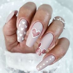 Disney Birthday Nails Art Designs, Disney Cute Nails, Chic Disney Nails, Disney Valentines Day Nails, Disney Nail Designs Acrylic Disneyland, Elegant Disney Nails, Nude Disney Nails, Disney Inspired Nails Acrylic, White Disney Nails