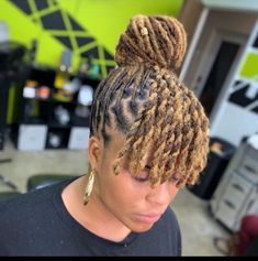 Bun Bangs, Fringe Bangs Hairstyles, Short Loc Styles, Loc Updo, Short Dreads, Sisterlocks Styles