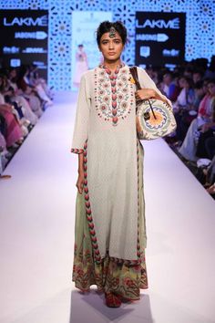 Glimpse of an amazing collection Vrisa by Rahul and Shikha at Lakme Fashion Week Summer Resort'15! #JabongLFW Lehenga Design, Indian Look, Pakistan Fashion, Mode Boho, Desi Fashion