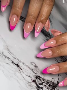 Cute Summer Almond Nails Pink, Almond Shaped Pink Nails Designs, Oval Shaped Nails Designs Summer, Barbie Pink Tip Nails, Minimalist Nails Almond Summer, Almond Shape Summer Nails 2023, Summer Nail Inspiration Acrylic Almond, Unique French Tips Almond, Hot Summer Nails Almond