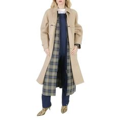 Burberry Ladies Outerwear. Fashion category: Coats & Jackets. SKU: 4565957. Color: Soft Fawn. Burberry Soft Fawn Cotton Gabardine Single-Breasted Reconstructed Car Coat. This car coat in Italian-woven cotton gabardine features a single-breasted closure, button-through welt pockets, long sleeves, hook-and-eye collar closure, button-tab cuffs and unzip at the chest to reveal a contrasting yarn-dyed check parka detail, cinched with a drawcord waist. Outer: 100% cotton. Lining: 100% cupro. Made in I Plaid Outerwear For Spring Daywear, Spring Daywear Plaid Outerwear, Vintage Plaid Outerwear For Spring, Retro Plaid Outerwear For Work, Plus Size Winter, Long Coat Women, Long Trench Coat, Car Coat, Quilted Coat