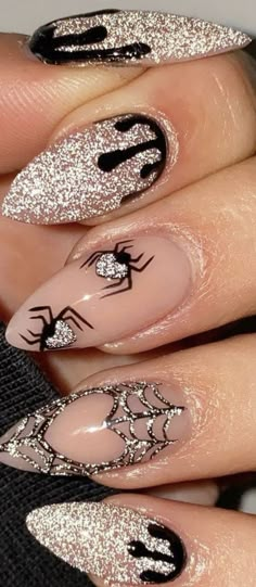 Halloween Fall Nails, Spooky Nails, Unghie Nail Art, Cute Halloween Nails, Halloween Acrylic Nails, Nails Yellow, Goth Nails, October Nails, Nails And Toes