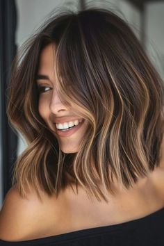 Subtle Balayage Brunette Lob, Light Brown Balayage On Short Hair, Long Bob Haircuts Brown Hair, Caramel Balayage Long Bob, Short Light Brown Balayage, Cool Blonde Balayage On Brown Hair, Short Brown Blonde Balayage, Bob Haircut Blonde Balayage, Bob With Balayage Brunettes