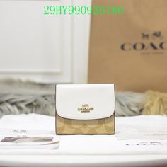 Size: 10.5cm*10cm*2.5cm It comes with Dust box, Care manual, Tag, and Paper bag. Coach Wallet, New Handbags, Wellness Design, Paper Bag, Lily, Size 10, Things To Come, The Incredibles, Wallet