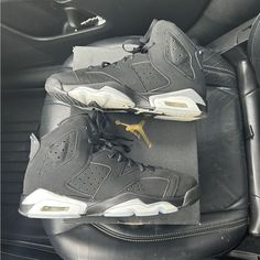 Gently Used, Original Box Shoes Jordan, Jordan Black, Jordan 6, Jordans For Men, Black Metallic, Metallic Colors, Jordan Shoes, Mens Shoes Sneakers, Black Silver