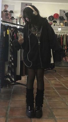 Grunge Fits, Look Grunge, Alt Outfits, Alt Fashion, Swaggy Outfits, Goth Outfits, Alternative Outfits, 가을 패션, Really Cute Outfits