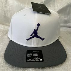 Air Jordan X Nike Pro Jumpman Classics Retro 1 Purple Grape Snapback Ar2118 Hat Jordan Jumpman Pro Snapback Cap Brand New With Tags Step Out In Legendary Style With The Jordan Jumpman Pro Snapback Cap. Premium Fabric Construction Offers A Premium, Wool-Like Feel. Embroidered Jumpman Design Trademark. Snapback Closure Allows A Snug Fit. Shipping In A Hat Box! White Breathable Snapback Hat For Baseball Season, White Snapback Hat For Sports With Flat Brim, Sporty White Snapback Hat With Flat Brim, White Breathable Flat Bill Baseball Cap, Sporty White Fitted Hat With Flat Bill, White Sporty Fitted Hat With Flat Brim, White Fitted Hat For Baseball Season, Gray Snapback Hat For Sports, White Sports Visor Fitted Hat