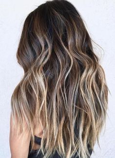 Natural Hair Highlights, Brown Hair With Blonde, Hair With Blonde Highlights, Blonde Ends, Balayage Blond, Hair Color Blonde, Blonde Streaks, Short Brown Hair