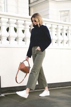 Sage Green Jeans Outfit, Sage Green Jeans, Green Jeans Outfit, Olive Green Pants Outfit, Green Pants Women, Casual Attire For Women, Casual Weekend Outfit