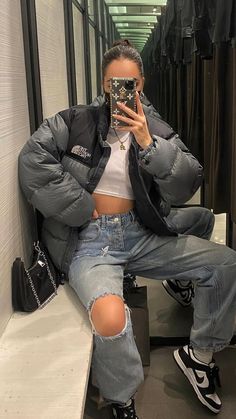 North Face Outfits Women, Fashion Inspo Outfits Winter, Puffy Jacket Outfit, Fashion Outfits Streetwear, Find Your Own Style