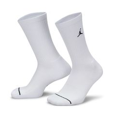 Your go-to, everyday, soft, and reliable socks. These Jordan socks come in a 3-pack with sweat-wicking technology that keeps your feet cool and dry while a snug arch band feels supportive. Available in different hues to match your ever-evolving style. Cushioning under the forefoot and heel helps soften the impact of your workout. Band around the arch feels snug and supportive. Breathable knit pattern on top adds ventilation. Reinforced heel and toe are made to last. Fabric: 96% polyester, 3% spa Jordan Socks, 13th Birthday, Birthday Wishlist, Knit Pattern, Heather Black, Knit Patterns, Jordan, Pie, Socks