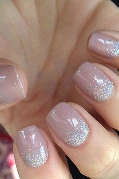 Nude Nails With Glitter, Christmas Nail Colors, American Nails, Mauve Nails, Thanksgiving Nail Designs, Natural Nail Designs, Manicure Gel, Thanksgiving Nails, Nails 2024