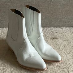 White Patent Leather Brand New Free People Shoes, Patent Leather, Chelsea Boots, Bootie Boots, Free People, Chelsea, Ankle Boots, Brand New, Women Shoes