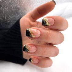 Black Nail Gold Design, Black And Gold Nail Tips, Black Gold Nude Nails, Short Black And Gold Nails Ideas, Gold And Black Nails Short, New Year Nails Black And Gold, Black And Gold Nails Square, Short Black And Gold Nails, Black And Gold Short Nails