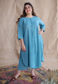 Kalamkari Kurta, Plain Kurti Designs, Plain Kurti, Powered Bicycle, Kurtas For Women, Dress Book, Biryani Recipe