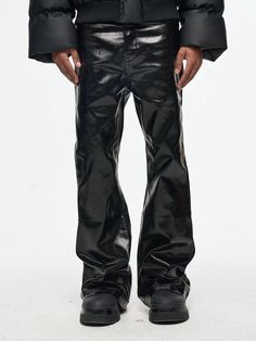 These pants are a statement piece that will take your outfit to the next level! Made with glossy patent leather and a micro-lapped flare design, they add a touch of boldness and edge to any look. Stand out with these unique and playful pants. Casual Couture, Tactical Pants, Sweatpants Shorts, Japanese Streetwear, Trouser Jeans, Trending Now, Black Coat, Flare Pants, Sweater Jacket