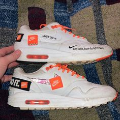 Used Nike Just Do It White And Orange Air Maxs Nike Orange, White And Orange, Nike Just Do It, Air Max 1, Shoes Nike, Orange White, Just Do It, Color Orange, Air Max