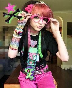 Scene Kid Fashion, Scene Girl Fashion, Scene Clothes, Scenecore Art, Scene Style, Scene Goth, Emo Stuff