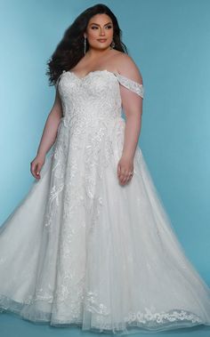 Sydneys Closet SC5307 Ivory/Ivory Curvy Wedding Dress Sleeves, Wedding Dresses Sydney, Sweetheart Bridal Gown, Sweetheart Bridal, A Line Bridal Gowns, Curvy Bride, Plus Size Formal Dresses, Drape Sleeves, Ivory Wedding Dress