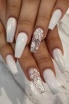 Glitter Tips, Nagellack Trends, Holiday Nail, Gold Nail, White Acrylic Nails, Nails Winter, Nails White