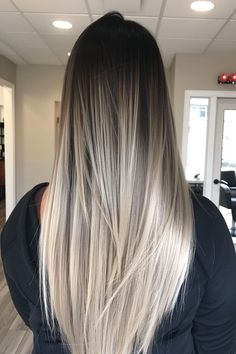 Discover 37 stunning balayage hair color ideas! Elevate your style with these beautiful and trendy hair color inspirations. ✨ #BalayageHair #HairColorIdeas #HairInspiration Beige Blonde Balayage Dark Roots, Blonde Balayage Dark Roots, Balayage Process, Beige Blonde Balayage, Blonde Hair With Roots, Balayage Hair Color Ideas, Balayage Hair Color, Brown Hair Inspo, Balayage Color