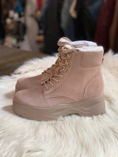 Steve Madden Maximo Faux Fur Boots Beige Suede MAXM01S1 Boots Beige, Faux Fur Boots, Fur Boots, Winter Boot, Steve Madden, Combat Boots, Faux Fur, Boots