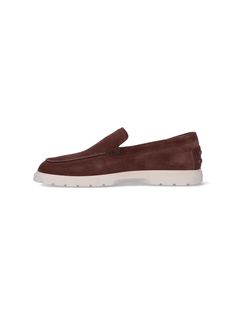 Upper: 100% Leather Sole: 100% Rubber Brown Leather Loafers, Burberry Hat, Timeless Wardrobe Staples, Saint Laurent Shoes, Suede Loafers, Italian Luxury, Luxury Shop, High End Fashion, Embossed Logo