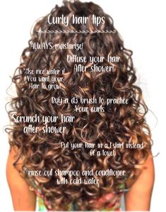 Tips For Curly Hair, Healthy Curly Hair, Curly Hair Care Routine, Caramel Highlights, Curly Hair Styles Easy, Haircuts For Curly Hair, Hairdos For Curly Hair, Hair Help, Wavy Curly Hair