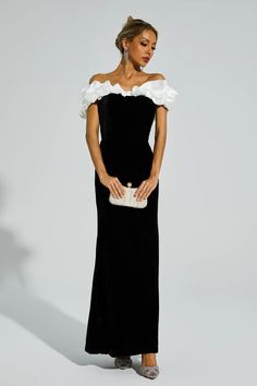 Elegant Off-shoulder Evening Dress, Elegant Off-shoulder Party Evening Dress, Elegant Off-shoulder Party Maxi Dress, Off-shoulder Mermaid Dress For Prom Evening, Chic Fishtail Evening Dress For Gala, Fitted Off-shoulder Mermaid Evening Dress, Fitted Off-shoulder Mermaid Dress For Evening, Elegant Off-shoulder Mermaid Dress For Gala, Elegant Off-shoulder Gala Evening Dress