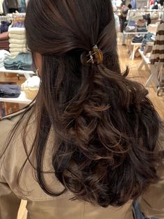 Rambut Brunette, Stronger Hair, A Ponytail, Healthier Hair, Hair Stylies, Hair Inspo Color, Aesthetic Hair, Hairstyles Haircuts