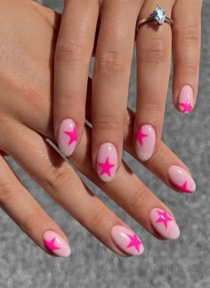 50+ Pretty Spring Colour Nail Ideas & Designs : Bright Pink Star Nails | Nail Design by Amandastyles24 Nails With Stars, Simple Gel Nails, Cute Nail Ideas, Summery Nails, Cute Gel Nails, Her Nails, Star Nails, Oval Nails, Minimalist Nails