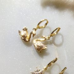 Sophisticated Swan Huggies Vanity Styling, Ice Angel, Swan Earrings, Angel Accessories, Swan Jewelry, Wishlist 2024, Bird Birthday, Hoops Gold, Jewelry Catalog