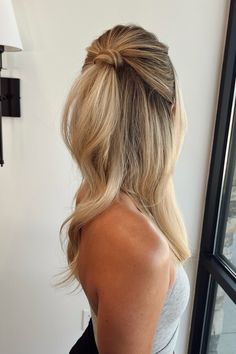 Bridesmaid Hairstyles Half Pony, Medium Hair Bridesmaid Hairstyles Half Up, Bridesmaid Hair Half Up Straight, Half Up Ponytail Bridesmaid, Rehearsal Dinner Hair Half Up Half Down, Simple Hair For Bridesmaids, Bridesmaid Half Ponytail, Timeless Bridesmaid Hair, Slick Pony Bridesmaid