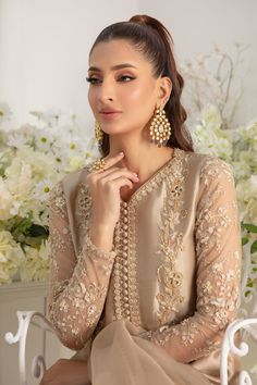 Regina Designer Outfit, Pakistani Wedding Outfits, Over Shirt, Organza Dress, Embroidered Dupatta, Boho Fall, Pakistani Designers, Silk Dupatta, Pakistani Wedding