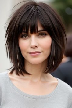 28+ Short Shag Haircuts 3 Shag With Bangs, Choppy Bob Haircuts, Bangs With Medium Hair, Hairstyles For Layered Hair, Short Choppy Hair