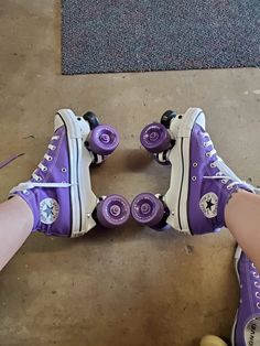 My wife's new skates : Rollerskating Dance Street, Roller Skate Shoes, Roller Shoes, Preppy Shoes, Aesthetic Shoes, Swag Shoes, Roller Skate, Roller Skates, 영감을 주는 캐릭터