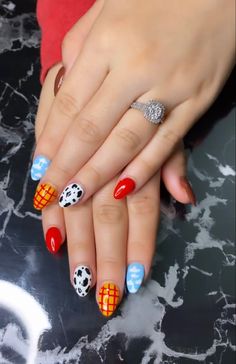 Simple Toy Story Nails, Toy Story Nails Short, Forky Nails, Toy Story Nail Designs, Disney Pixar Nails, Toy Story Nails Acrylic, Disney Character Nails, Pixar Nails, Toy Story Nails