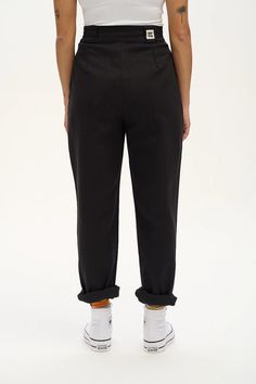 Addison - Tapered Twill Jeans in Black – Lucy & Yak Casual Tapered Leg Pull-on Dress Pants, Elastic Waistband Straight Leg Sweatpants For Workwear, Relaxed Fit Bottoms With Elastic Waistband And Tapered Leg, High Waist Relaxed Fit Cotton Dress Pants, High Waist Cotton Dress Pants With Relaxed Fit, Fall Dress Pants With Elastic Waistband And Tapered Leg, Relaxed Fit Tapered Pants With Elastic Waistband, Tapered Leg Dress Pants With Elastic Waistband, Loosely Fitted Tapered Leg Dress Pants With Elastic Waistband