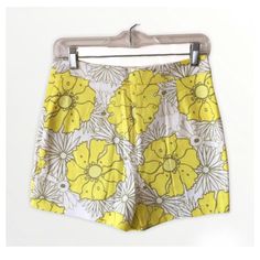 Nwt Topshop Size 4 Women’s Shorts. Clasp Front. Floral Yellow White And Olive. Two Front Pockets. Bought At Nordstrom Yellow Floral Print Shorts, Summer Fitted Mustard Bottoms, Fitted Mustard Summer Bottoms, Fitted Mustard Bottoms For Summer, Yellow Fitted Short Bottoms, Fitted Yellow Shorts For Spring, Fitted Yellow Bottoms Short Length, Fitted Yellow Short Bottoms, Fitted Yellow Short-length Bottoms