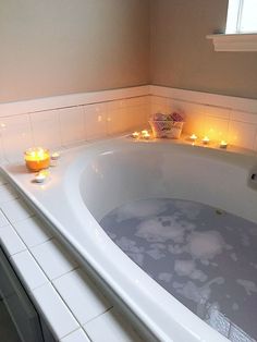 Essentials for a Relaxing Spa Day Spa Items, Pampering Routine, Spa Products, Relaxing Bath, Bath Spa, Spa Experience