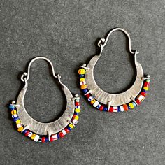 Vintage earrings Multicolor Metal Everyday Jewelry, Multicolor Everyday Metal Jewelry, Everyday Multicolor Metal Jewelry, Nickel-free Multicolor Sterling Silver Earrings, Multicolor Sterling Silver Nickel-free Earrings, Nickel-free Multicolor Earrings For Everyday Use, Unique Silver Beaded Drop Earrings, Modern Multicolor Earrings For Everyday, Everyday Multicolor Nickel-free Earrings