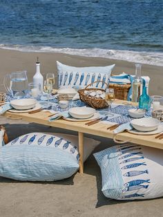 Bohemian Beach Picnic Table Weston Table Wave Pillow, Mobile Spa, Beach Table, Beach Dinner, Perfect Picnic, Inspire Me Home Decor, Summer Tables, Bohemian Beach, Coastal Farmhouse